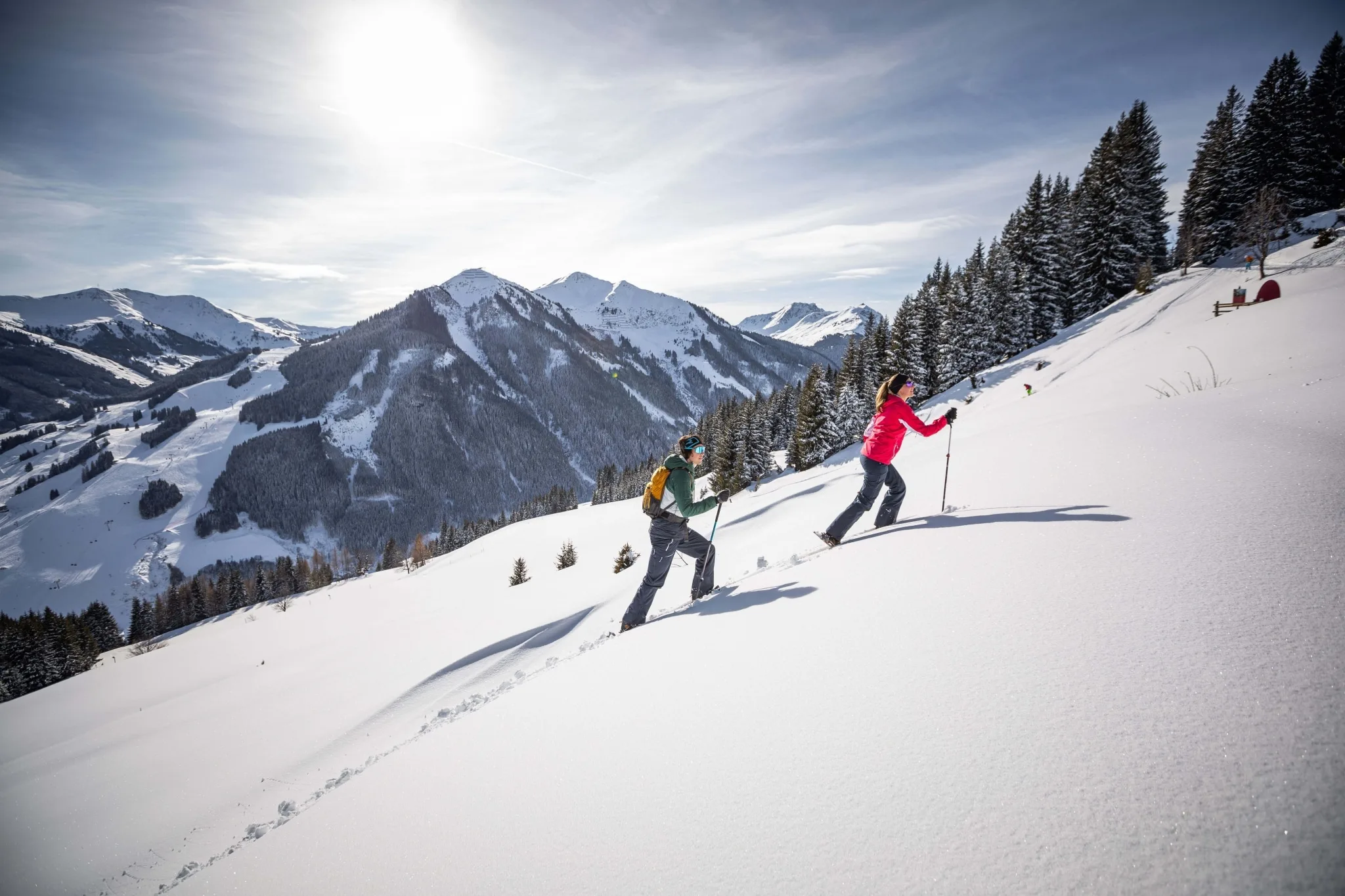 Scheeschuh und Wandern ©MirjaGeh Schneeschuhwanderung