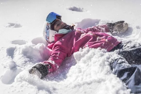 Im Schnee in Saalbach HInterglemm Mädchen im Schnee in Saalbach HInterglemm
